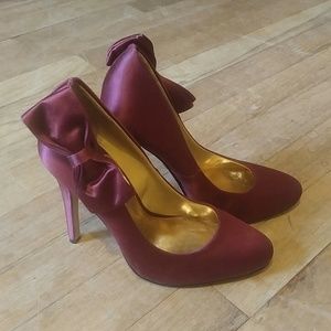 Badgley Mishka Satin Bow Pumps